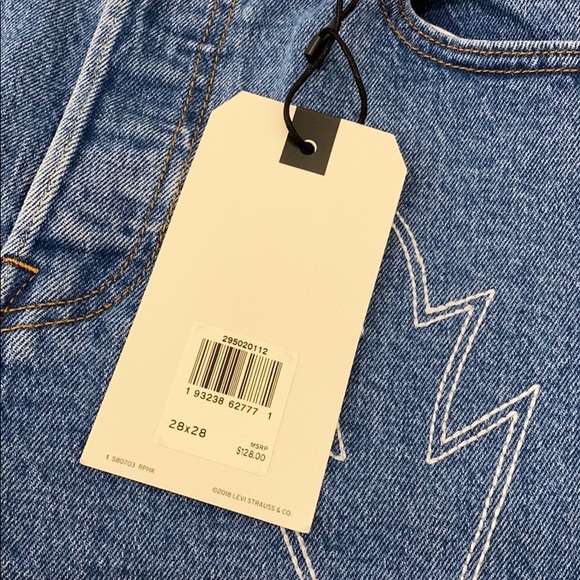 Levi’s 501® Stretch Skinny Embroidered Jeans - Picture 6 of 7